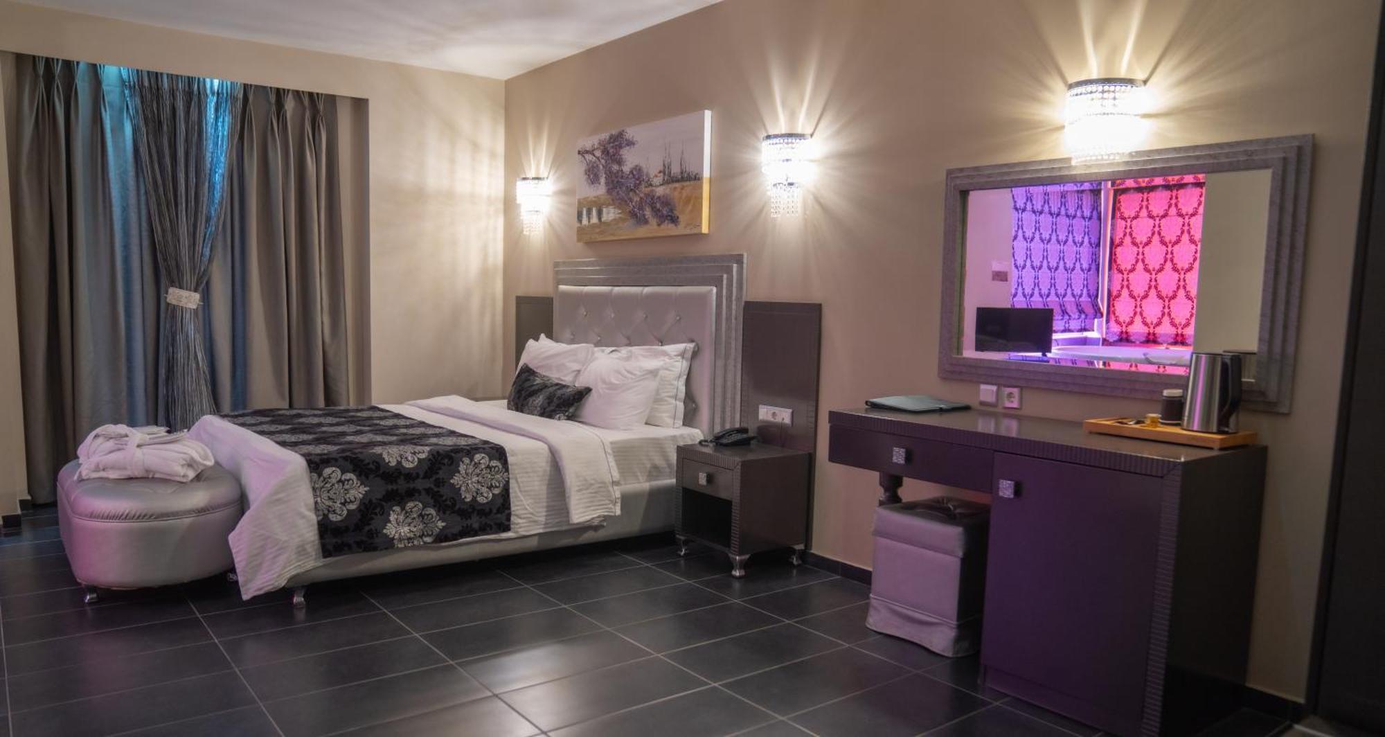 4 Epoxes Hotel Spa Káto Loutrákion المظهر الخارجي الصورة
